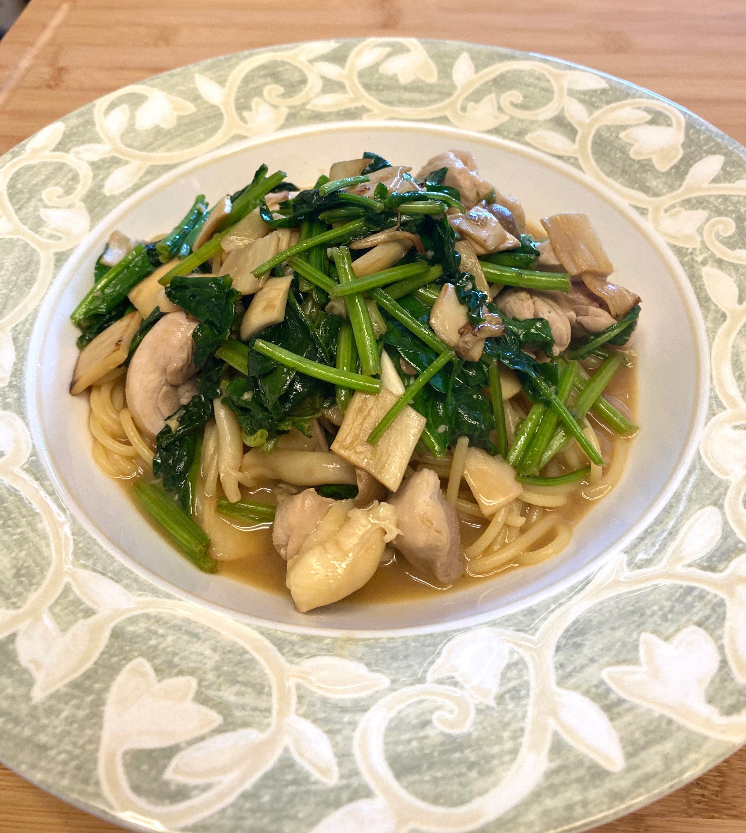 Spicy Garlic, Spinach & Mushroom.